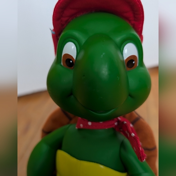 Green Turtle Benjamin - Picture 4 of 8